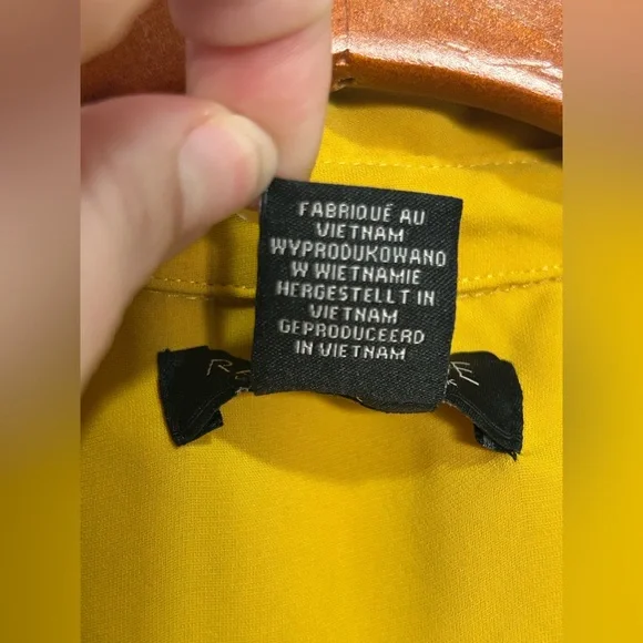 Rachel Zoe - Mustard Yellow Sleeveless Button-Down Shirt - Picture 9 of 13